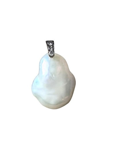 Pearl Pendant with Grey Diamonds